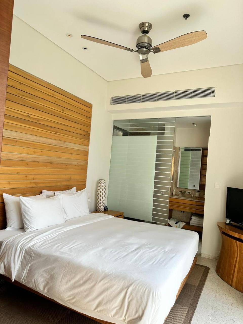 Villa Ocean View And Apartment Da Nang "Free Pick Up" Dış mekan fotoğraf